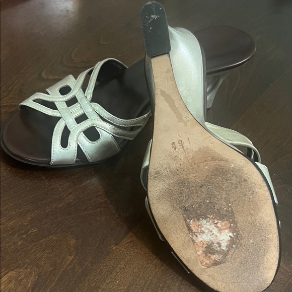 Anne Cole Metallic Sandals - Picture 4 of 4